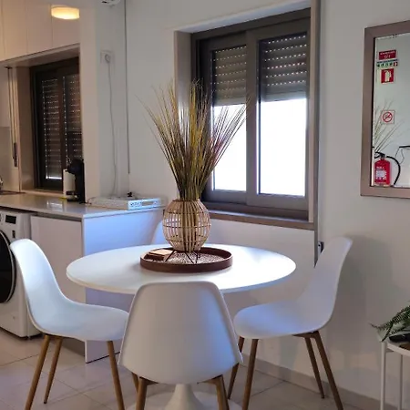 Casa Dos Sinos 2bedroom With Terrace 아파트 알부페이라