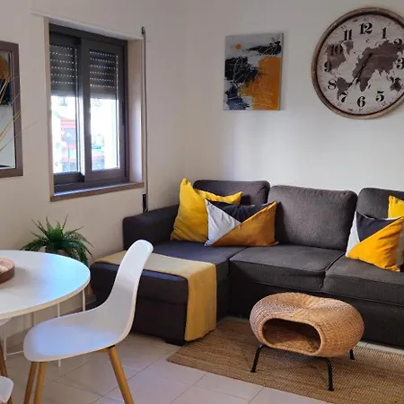 アパート Casa Dos Sinos 2bedroom With Terrace アルブフェイラ